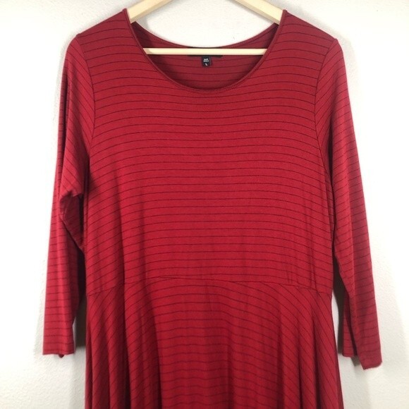 Comfy USA Katie Dress Long Sleeve Red Pinstriped Legaenlook Large - Picture 2 of 6
